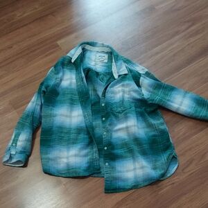 American Eagle Outfitters Green and White Plaid Button-Down Shirt